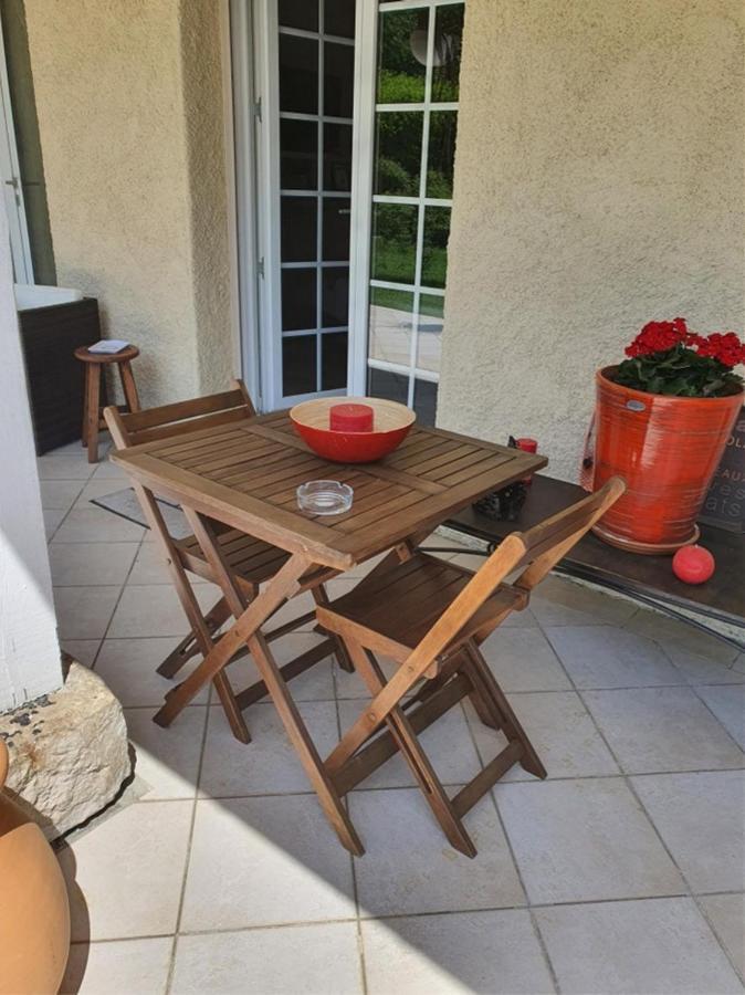 Le Gîte de Pawel Foix Extérieur photo